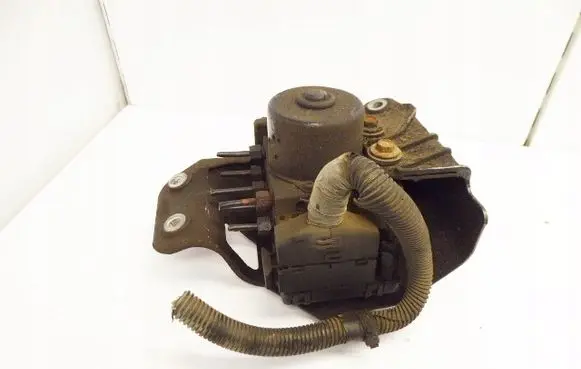 Chrysler Voyager ABS Pump 06540823625133