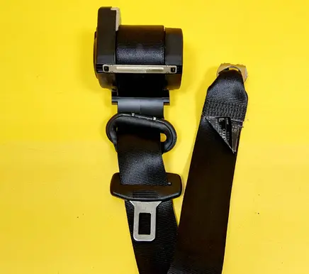 Audi A3 S3 8L Rear seatbelt 560298000