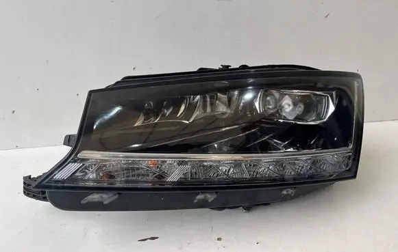 Skoda Fabia Mk3 (NJ) Headlight/headlamp 6V1941015F