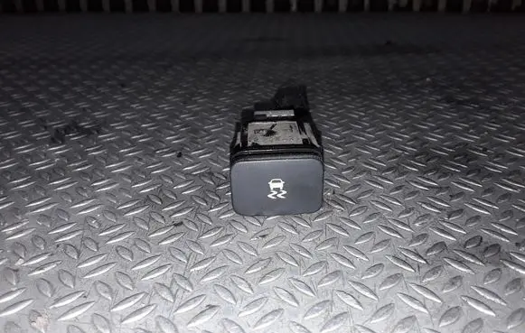 Traction control (ASR) switch