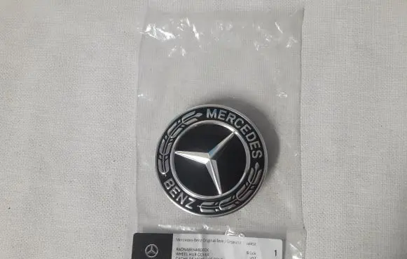 Mercedes-Benz GLS X167 Original wheel cap A1674015900