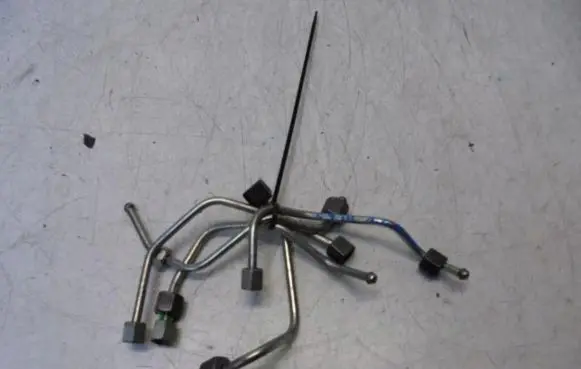 Citroen C3 Fuel line pipe