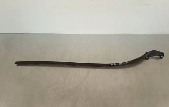 Volvo V60 Windshield trim 