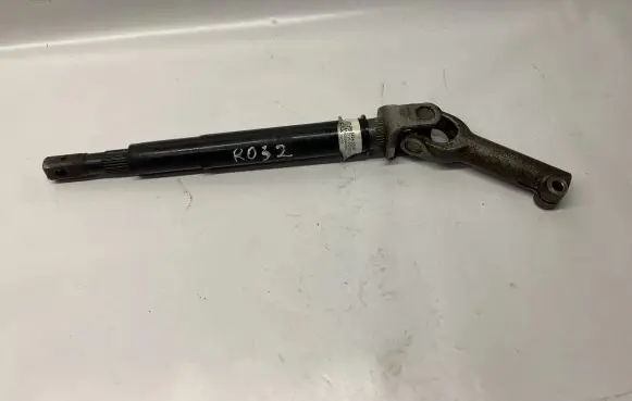 Chevrolet Camaro Steering column universal joint 84246536