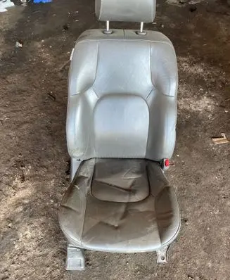 Nissan Navara D40 Seat and door cards trim set 