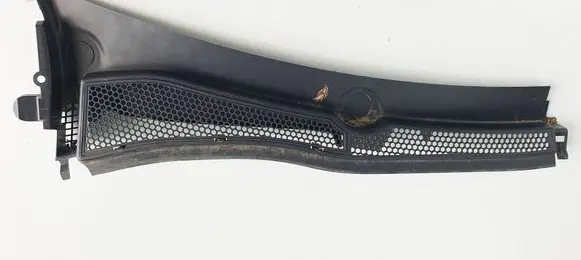 Peugeot 2008 I Wiper trim 96733032770 9673303277