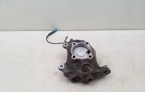 BMW 5 E60 E61 Front wheel hub spindle knuckle