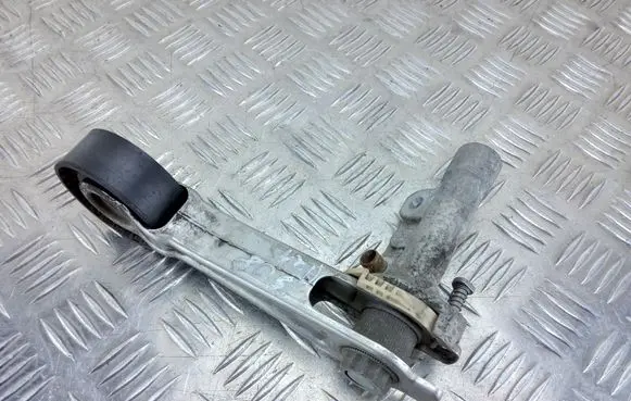 Peugeot 308 Alternator belt tensioner V7534398