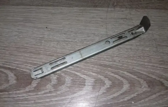 Volvo XC90 Headlight/headlamp mounting bracket 8637182