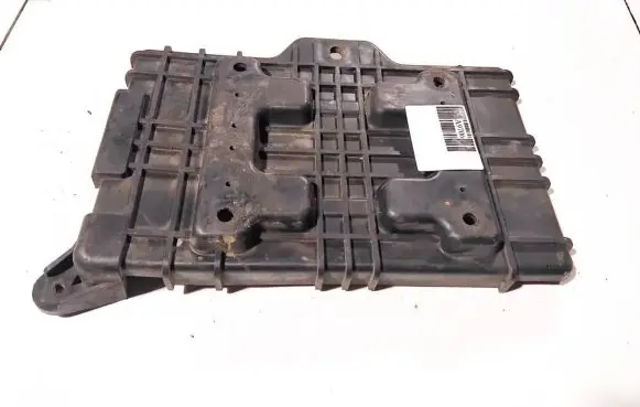 Hyundai Santa Fe Battery box tray 371502b100 37150-2b100