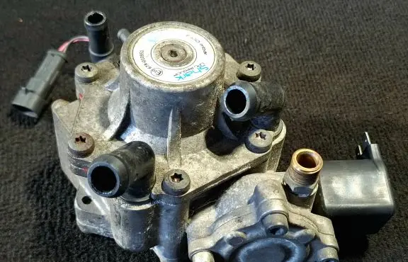 GMC Envoy LP gas reducer 67R010951