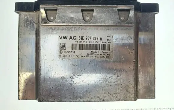 Skoda Octavia Mk3 (5E) Engine control unit/module 04E907309A 0261S07726
