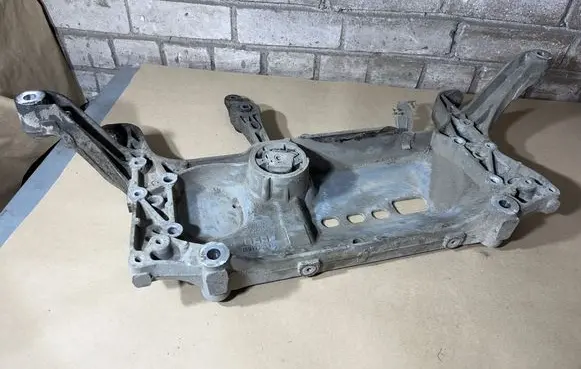 Volkswagen PASSAT B6 Front subframe 3C0199369F