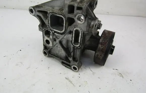 Mazda 6 Water pump SH01151H0
