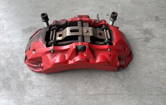 Front brake caliper