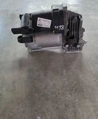 Mercedes-Benz GL X164 Air suspension compressor/pump A1643201204