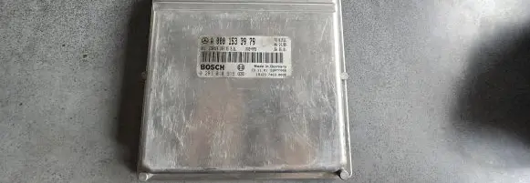 Mercedes-Benz Sprinter W901 W902 W903 W904 Engine control unit/module 0281010915