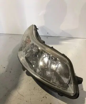 Citroen C4 I Headlight/headlamp 9646893880 89900032 89009406