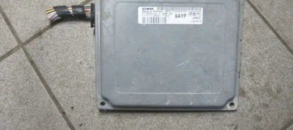 Ford Focus Engine control unit/module 4M5112A650HF