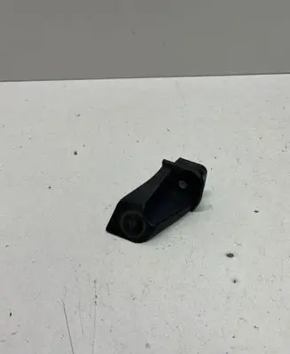 Audi A5 Fender mounting bracket 8W6821231A