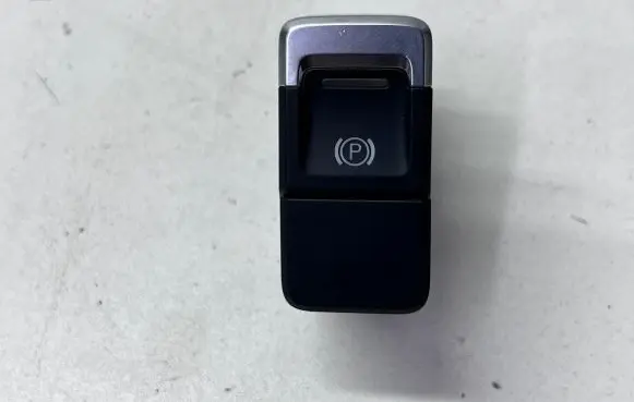 Volkswagen Touareg II Hand parking brake switch 7P1927225D