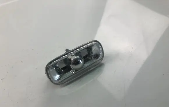 Audi A4 S4 B6 8E 8H Front fender indicator light 8E0949127