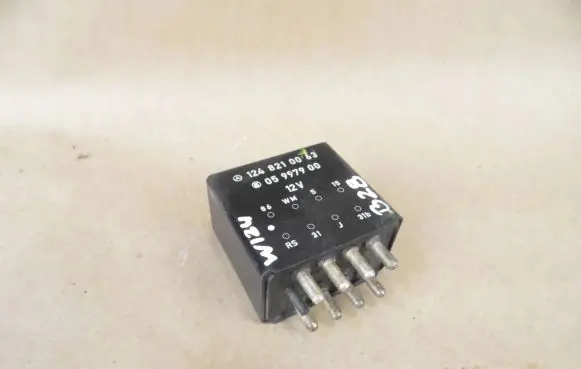 Mercedes-Benz E W124 Window wiper relay 1248210063 05997900