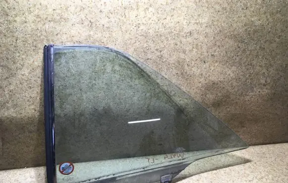 Mercedes-Benz E W124 Rear door window glass 