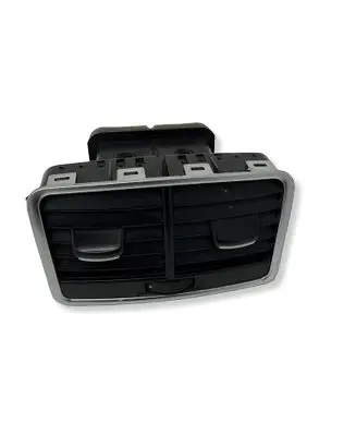 Audi A6 S6 C6 4F Rear air vent grill 4F0819203C