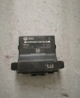 Volkswagen PASSAT B6 Gateway control module 3C0907530C