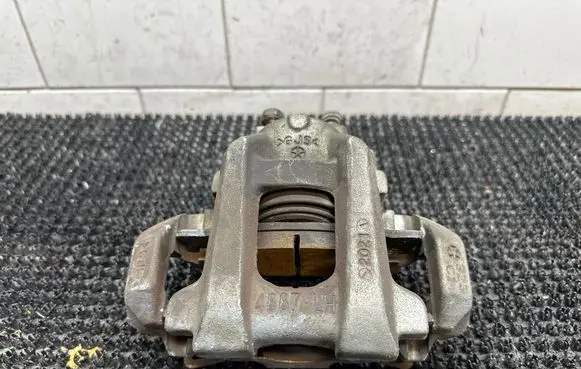 Rear brake caliper