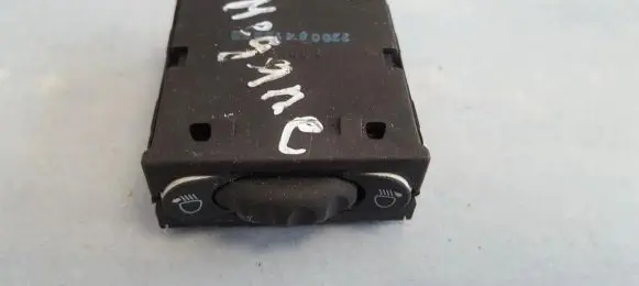 Renault Scenic I Headlight level height control switch 7700841235b
