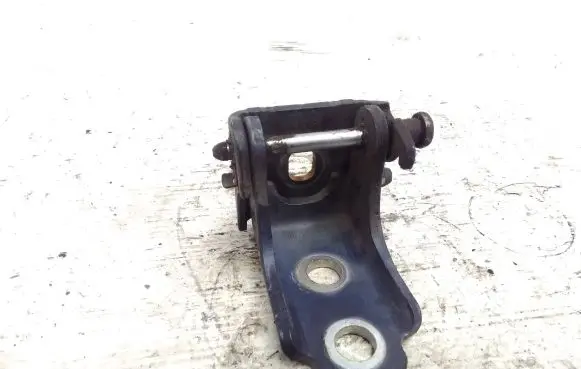 Peugeot 508 Front door upper hinge