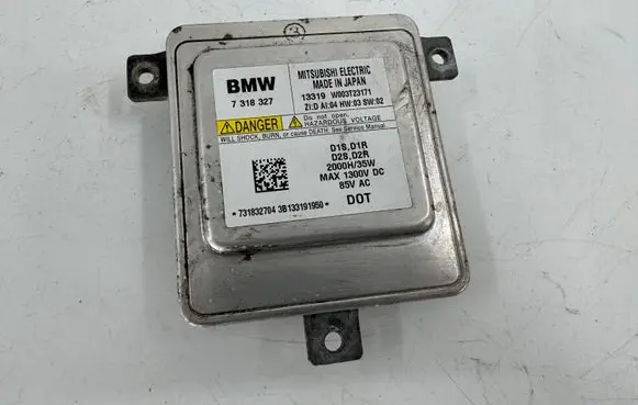 BMW 1 F20 F21 Headlight ballast module Xenon 7318327