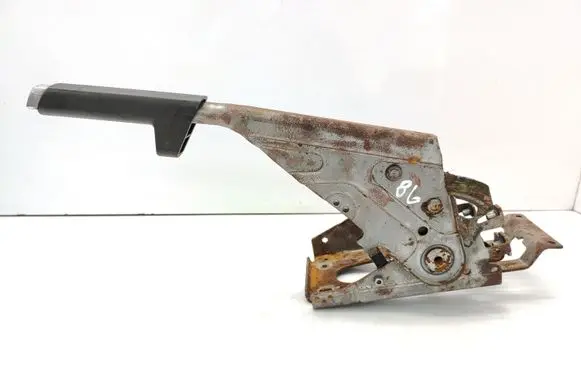 Handbrake/parking brake lever assembly