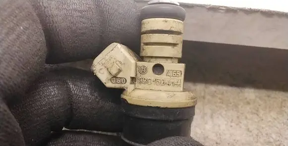 BMW 5 E34 Fuel injector 0280150414
