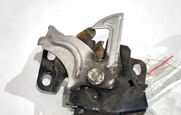 Honda CR-V Engine bonnet/hood lock/catch