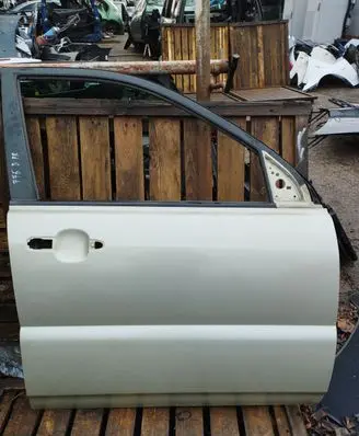 KIA Sportage Front door