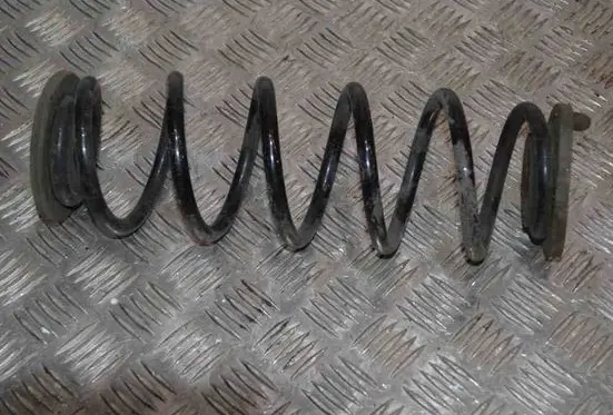 Volkswagen Scirocco Rear coil spring