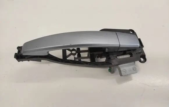 Opel Zafira B Front door exterior handle