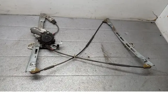Peugeot 206 CC Front door window regulator with motor