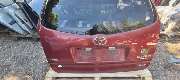 Toyota Corolla Verso AR10 Tailgate/trunk/boot lid