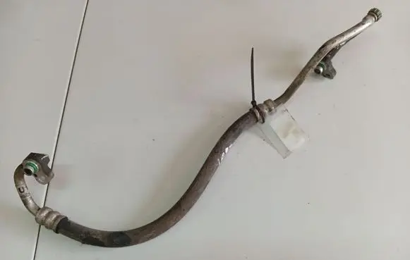 KIA Ceed Air conditioning (A/C) pipe/hose 