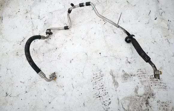 Skoda Octavia Mk2 (1Z) Air conditioning (A/C) pipe/hose 1k0820743am