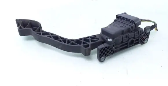 Ford Focus C-MAX Accelerator throttle pedal 3M519F836AE