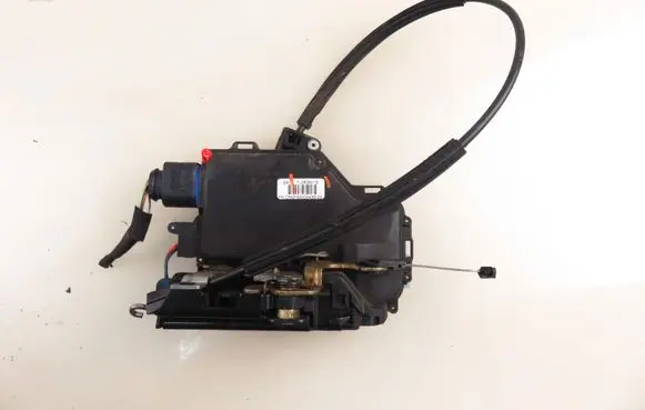 Seat Altea Rear door lock 7L0839015