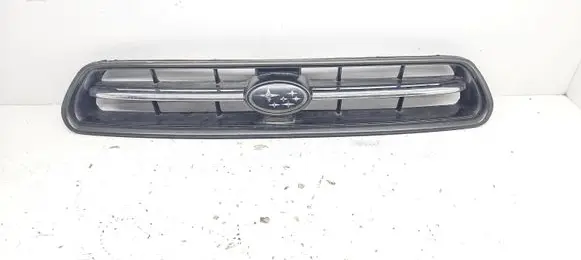 Subaru Legacy Front bumper upper radiator grill