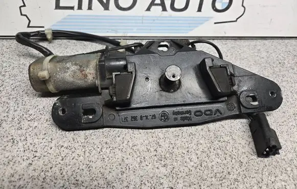 BMW 5 E39 Tailgate/trunk/boot lift motor 67148362371