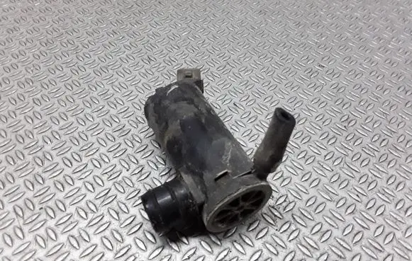 Volvo XC90 Windscreen/windshield washer pump 9169611