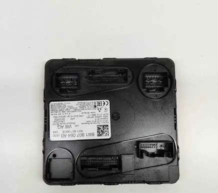 Audi A5 Central body control module 8W1907064B 5DK014365
